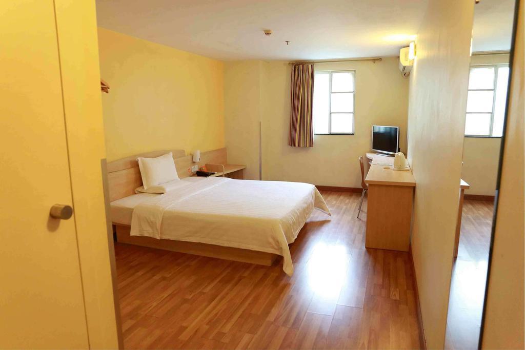 7Days Inn Suizhou Jiaotong Avenue Luhe Room photo
