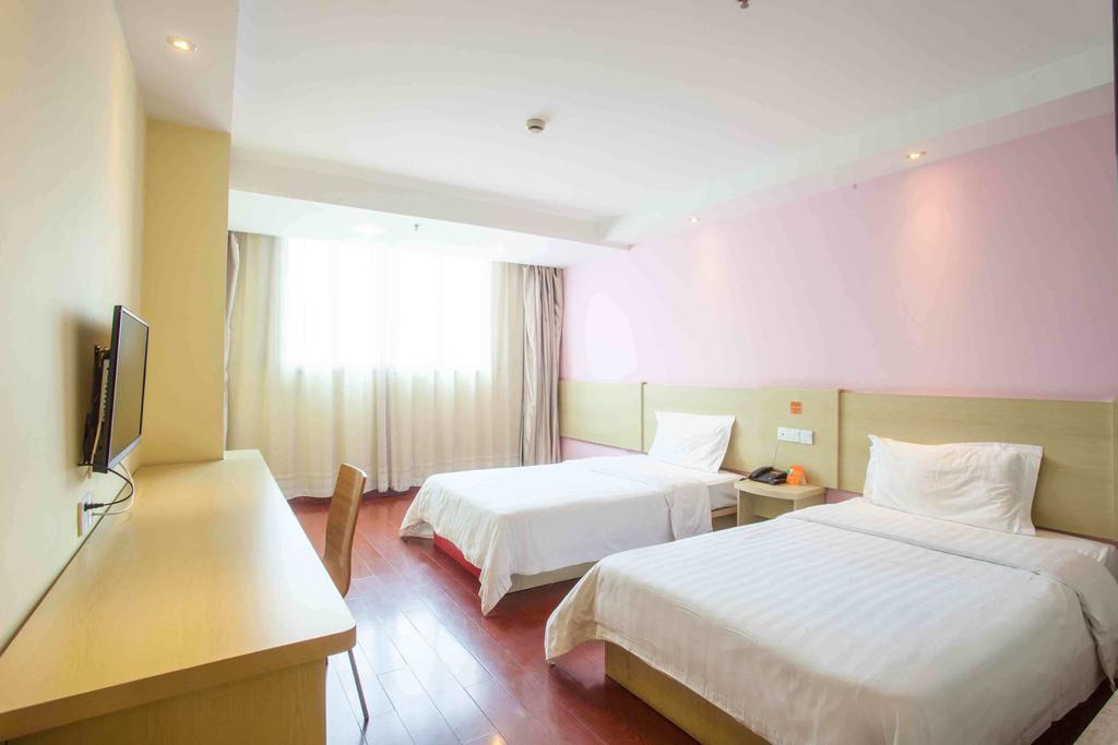 7Days Inn Suizhou Jiaotong Avenue Luhe Room photo
